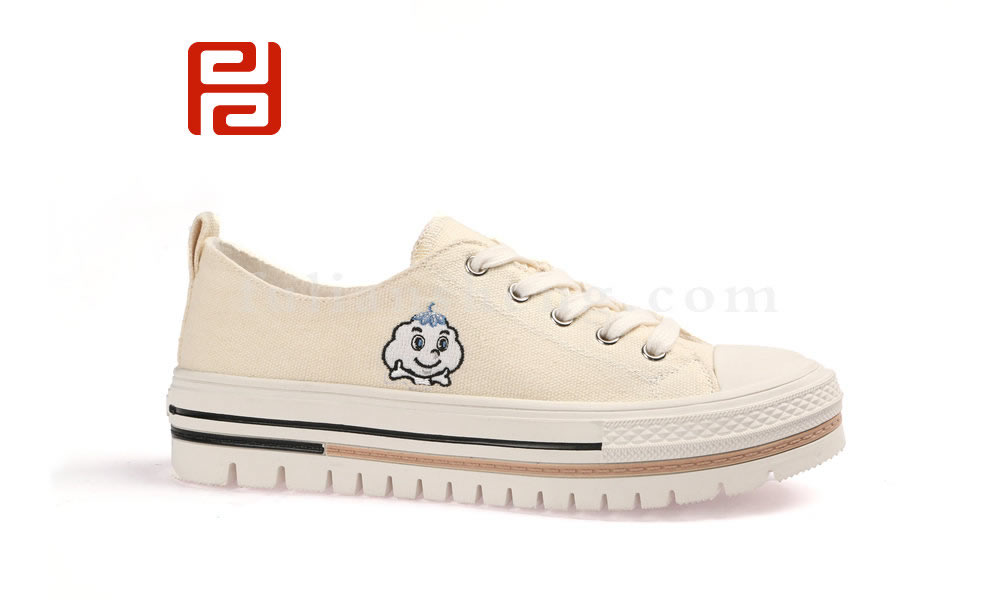 福連升休閑板鞋 厚底帆布鞋棉麻刺繡舒適布鞋圖片