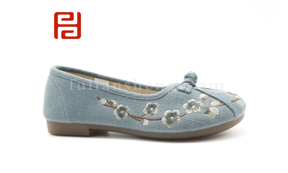老北京布鞋民族風(fēng)淺口棉麻舒適透氣繡花單鞋女鞋圖片