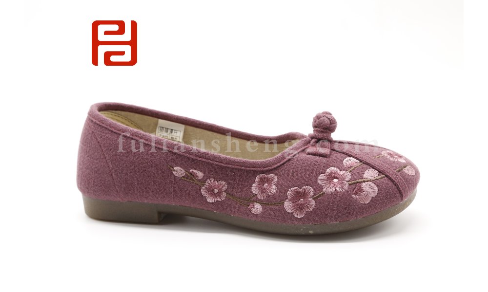 老北京布鞋民族風(fēng)淺口棉麻舒適透氣繡花單鞋女鞋圖片