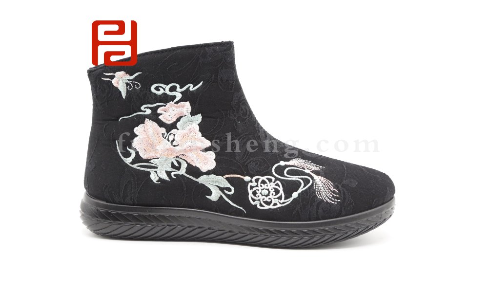 福連升老北京布鞋2020冬季新款民族風(fēng)中國(guó)風(fēng)繡花牛筋底保暖短靴圖片