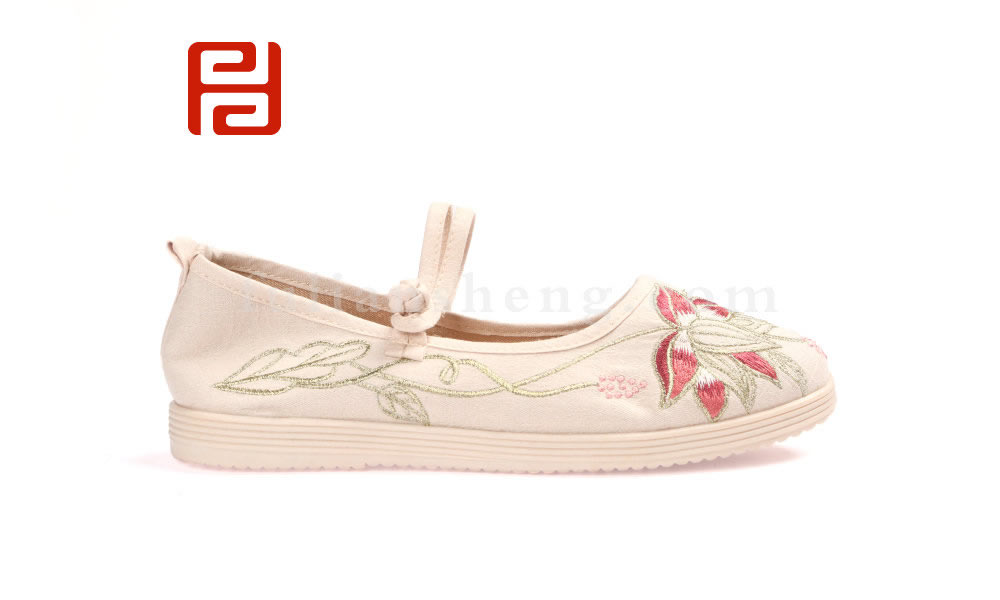 福連升中國(guó)風(fēng)漢服繡花女鞋 春秋老北京布鞋平底古風(fēng)單鞋(圖2)