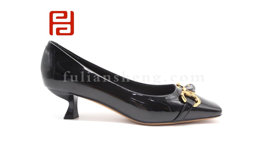 福連升春秋漆皮亮面魅力時(shí)裝工作通勤低跟淺口單鞋女鞋
