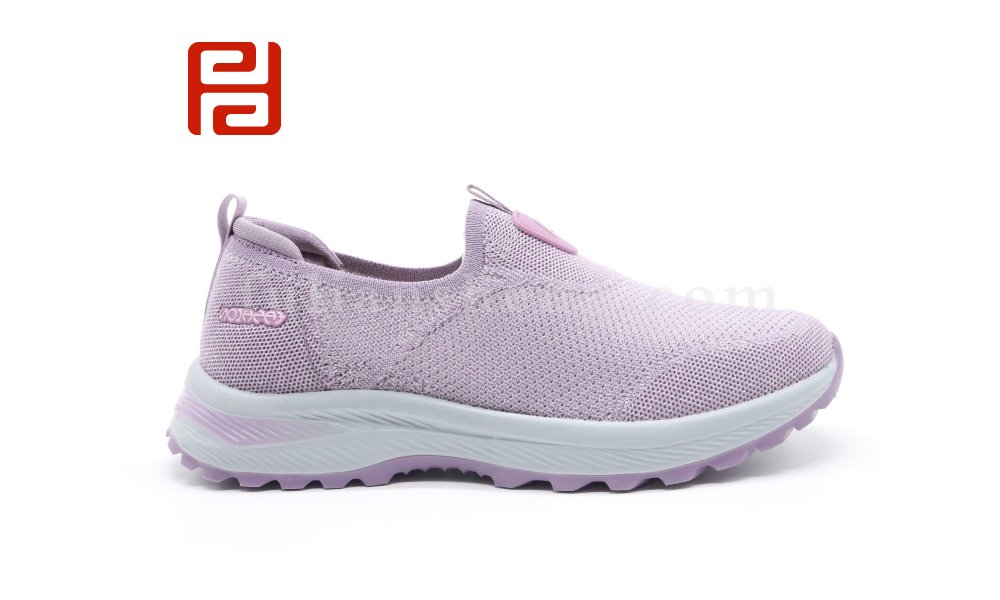 福連升春季休閑舒適運(yùn)動(dòng)鞋透氣軟底中老年散步女鞋